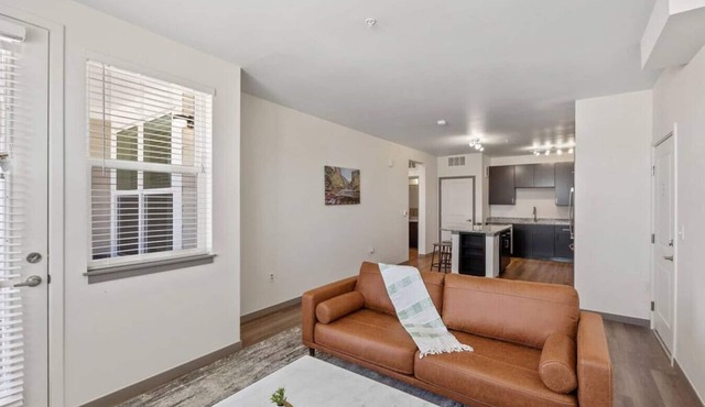 Modern Broomfield Apartment