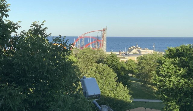Modern Condo overlooking Veteran’s Memorial Park, with Great views of OOB