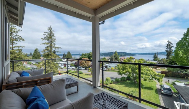 Modern Hilltop Home Lake Views ~ Decks & Patio!