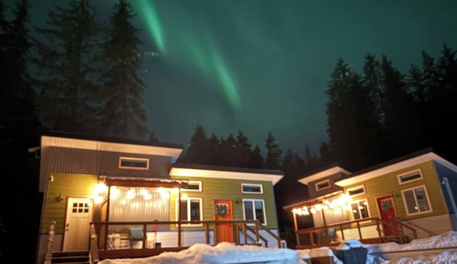 Modern Tiny House in Seward - 5 Min to Harbor & Tours