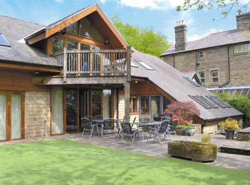 Moorecroft in Buxton