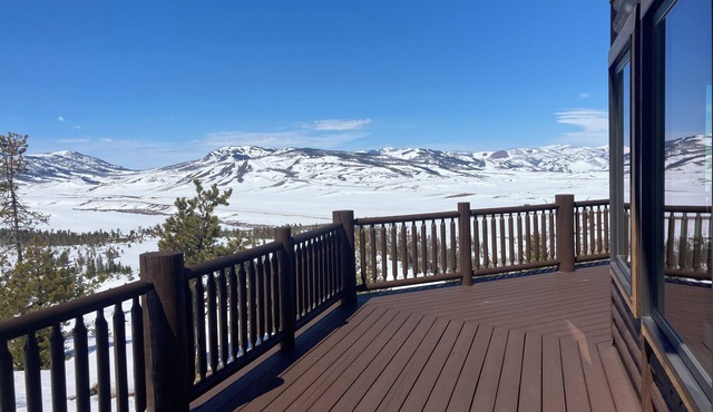 Mountain Retreat - 3BR Cabin in Granby w/Stunning Views & Year-Round Adventure