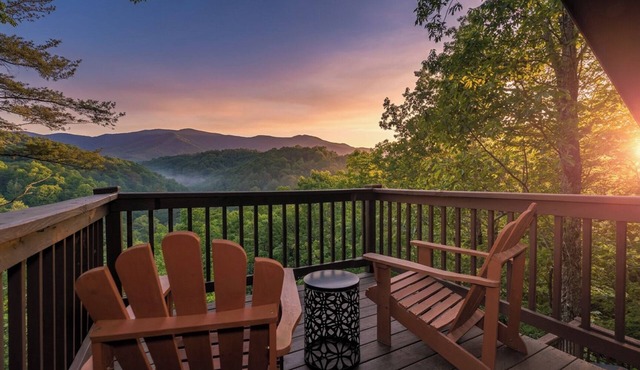 MsBeeHaven'*Views*Hiking*Pets OK*3Bd/3BA