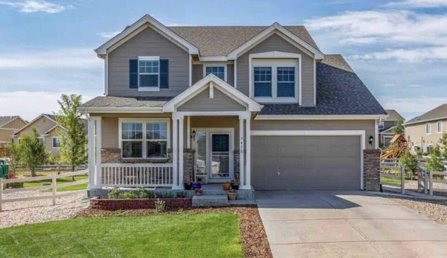 Newly Renovated 4 Bedroom Family Home with incredible yard!
