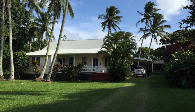 Newly renovated piece of paradise. Experience Old Hawaii at its best.