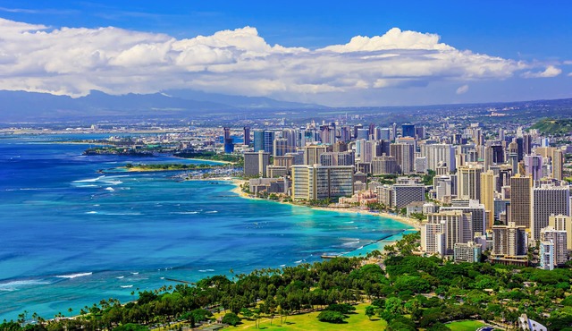 Newly-upgraded home with Diamond Head views - walk to Waikiki Beach