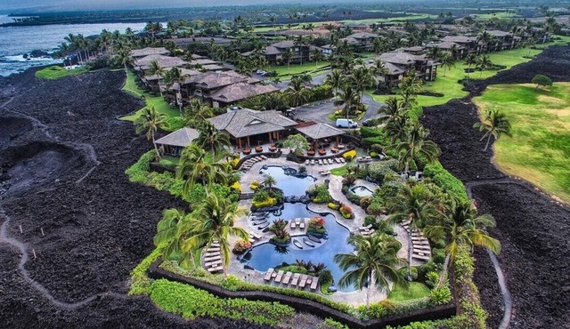 Ocean View Escape – Poolside Calm & Weekly Savings!