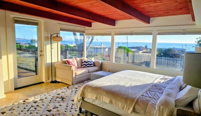 Ocean view-Huge backyard-Quiet neighborhood