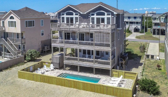 Oceanfront home with private pool, hot tub, game room, sundecks & fast WiFi