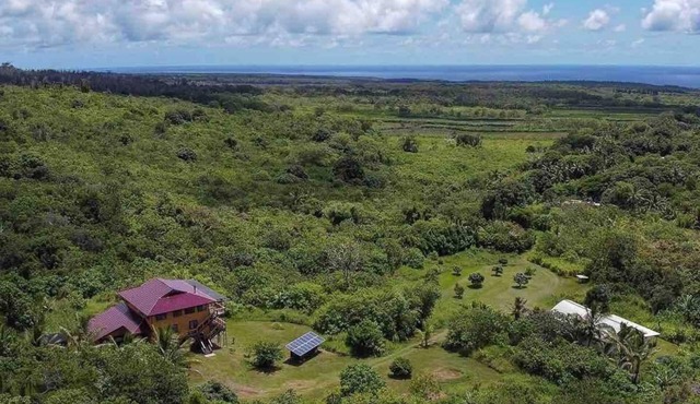 Off Grid Getaway w Panoramic Ocean Views