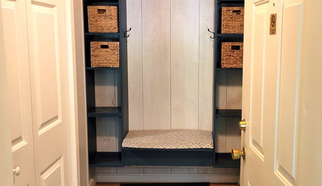 Official Seasons RMC Condo 18G - 2 bedrooms + loft - sleeps 10 - Dog Fees