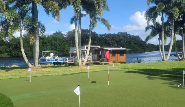 "OKEETIME" fish golf 360 night up to 8 sleeps 16 pontoon xtra READ DETAILS ty