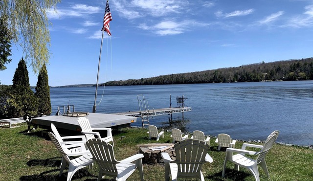 on gorgeous Great Pond (lake), great for families!