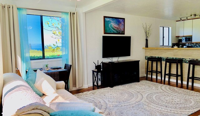 ONE OF A KIND STUDIO! ~ ON THE FAIRWAY ~ OCEAN VIEWS!