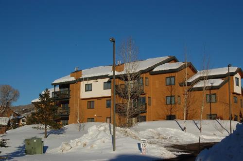 P103C - The Pines Condominiums