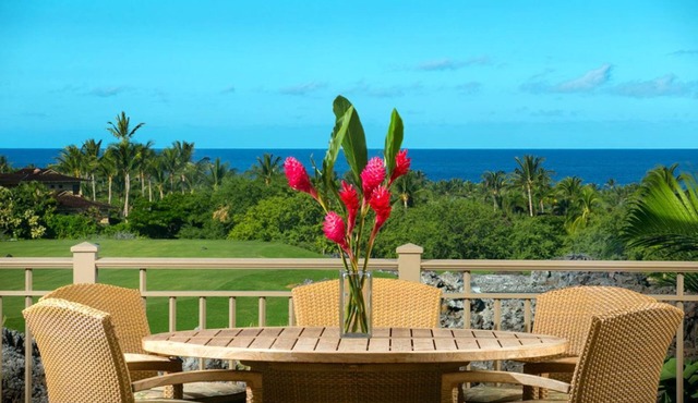 Panoramic Ocean and Golf Course Views ! Luxury Townhouse at Hualalai Resort- includes 2 Golf Carts