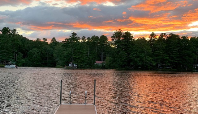 Peaceful River House - 20 minutes from Portland