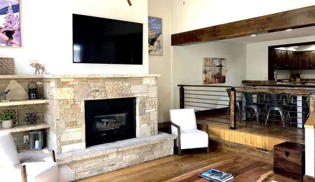Pet-friendly 5 bed/4 bath home, just minutes to Beaver Creek, Avon, and Vail