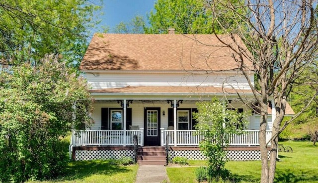 Pittsburg Vacation Rental ~ 1 Mi to Lake Francis!