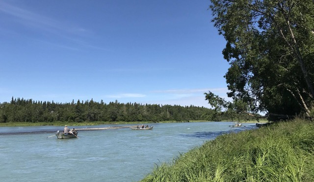 Private Dock at The Drift Boat Pass – Perfect for Fishing, Fun & River Views!