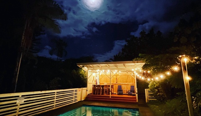 Private Hawaiian Cottage w/Pool (30 min to active volcano)!