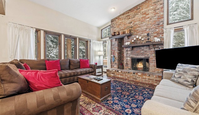 Private Home on Vail Mountain | 324W Beaver Dam