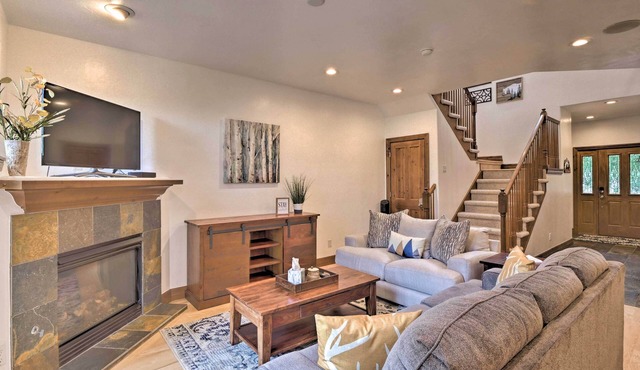 Private Hot Tub: Family Townhome in Breckenridge
