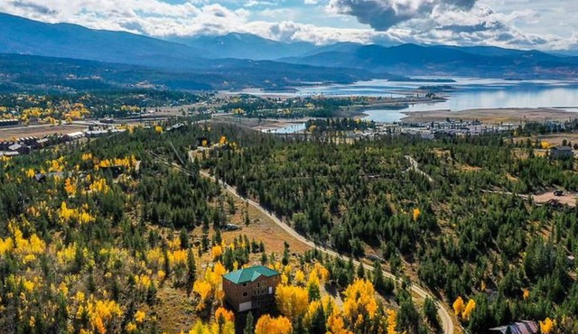 Private Mountain Retreat on 5 Acres Near Grand Lake and RMNP