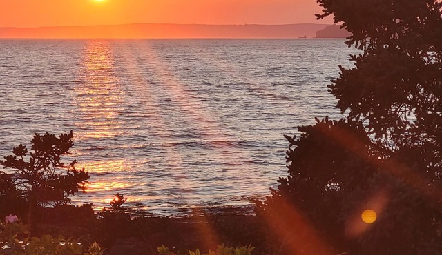 Private Oceanfront Cottage in Scots Bay – Your Quiet Escape on the Bay of Fundy