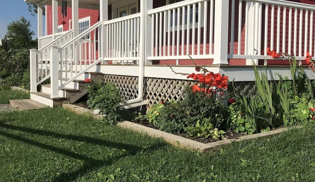 Private studio in renovated barn with EV Charging Station Available