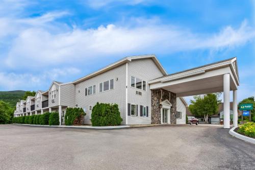 Quality Inn & Suites Gorham White Mountains