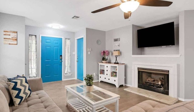 Quiet Austin Stay Near Tech and Shopping