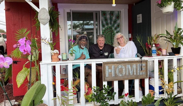 Red Iconic studios in Pahoa Village town