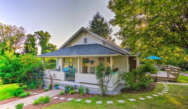 Restored Mars Hill Home on 1 Acre: Walk to Town!