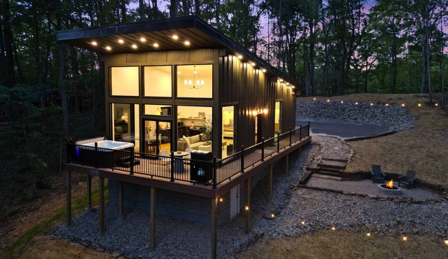 Ridgeview | Hocking Hills, Luxury Cabin, Hot Tub