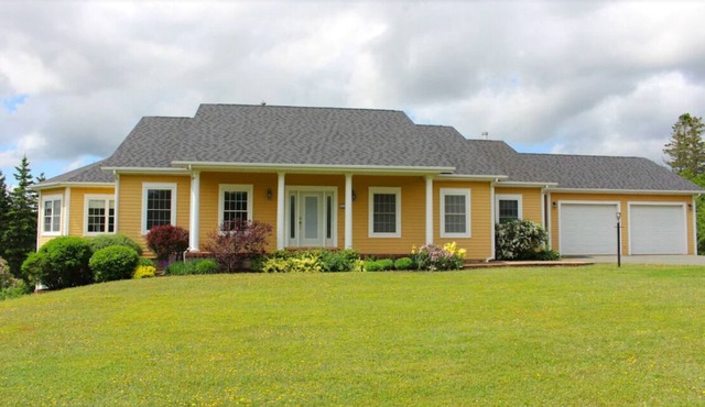River Front Executive Home Close to Amazing Beaches, Restaurants, & Golf Courses