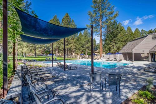 River Ridge 330B
