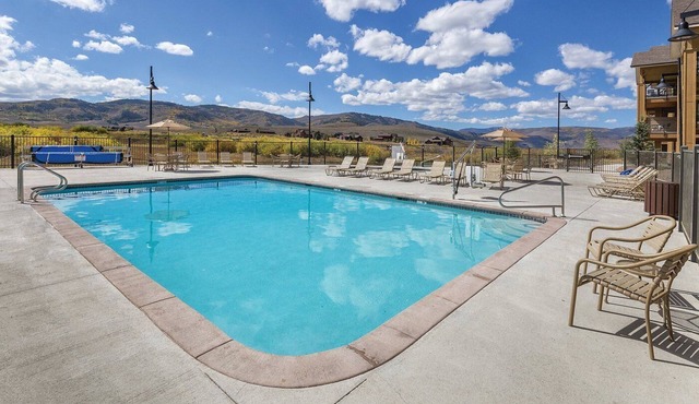 Rocky Mountains | Romantic Nature Retreat | Pool + Hot Tub