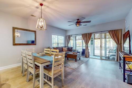 SB72A Sea Trail Golf-Beach Villa