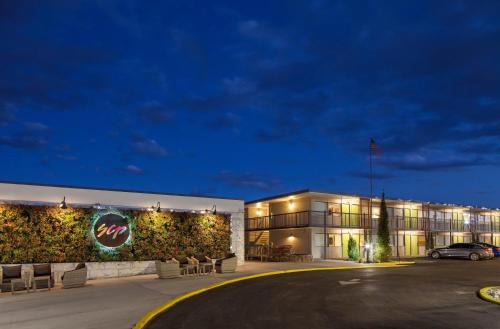 SCP WildFree Colorado Springs, Trademark by Wyndham