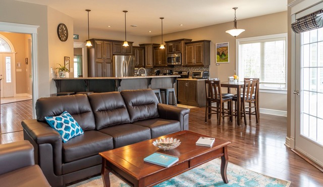 Seaside villa w/beach, waterfall, firepit, hot tub. in Deep Bight