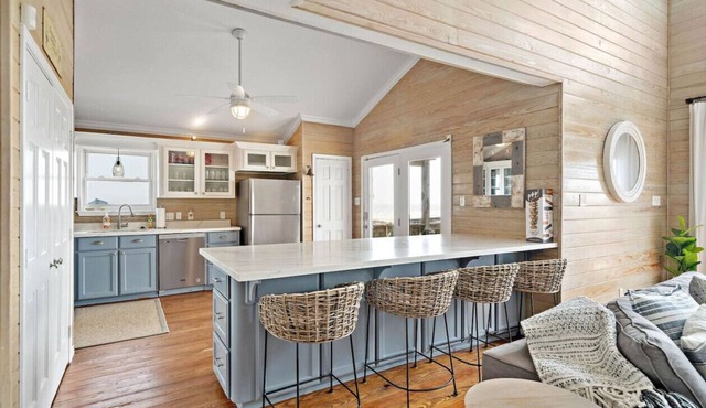 Secluded beachfront home with panoramic ocean views, private pool and huge deck