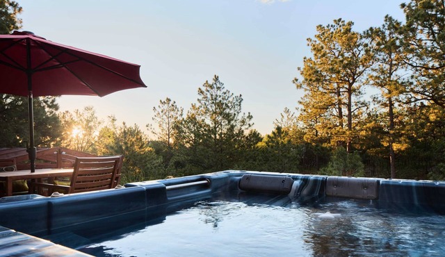 Serene Backyard Views ★ Near CM Zoo ★ Hot Tub ★