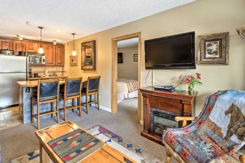 Ski-In/Ski-Out Copper Mountain Condo w/Balcony!