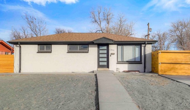 Sleeps 16 - 15 min/Downtown, 10 min/Medical Center