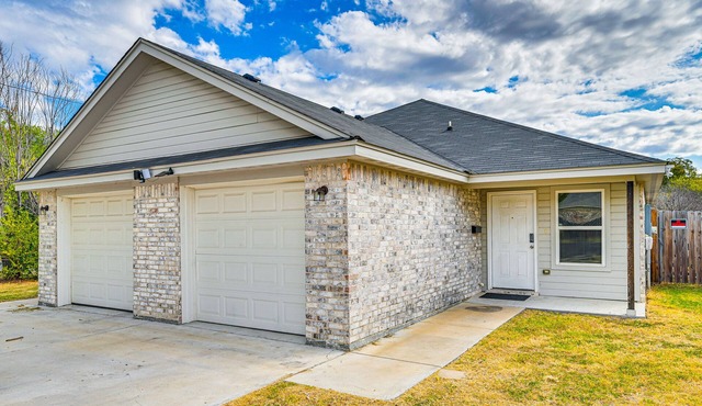 Spacious 3-bedroom apartment with WiFi, AC in nice Killeen