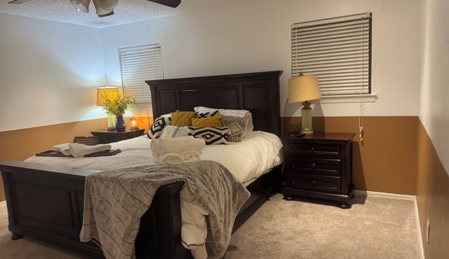 Spacious 3-bedroom house with WiFi, POOL, and plenty of space for gatherings.