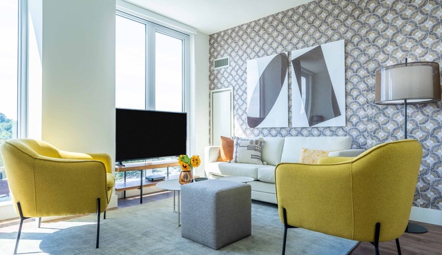 Spacious Two Bedroom with On-Site Amenities in White Plains