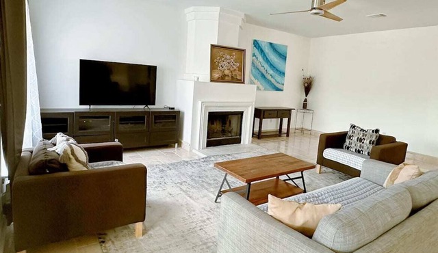 Spacious Zen in suburb Austin