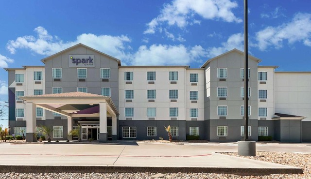 Spark by Hilton Selma